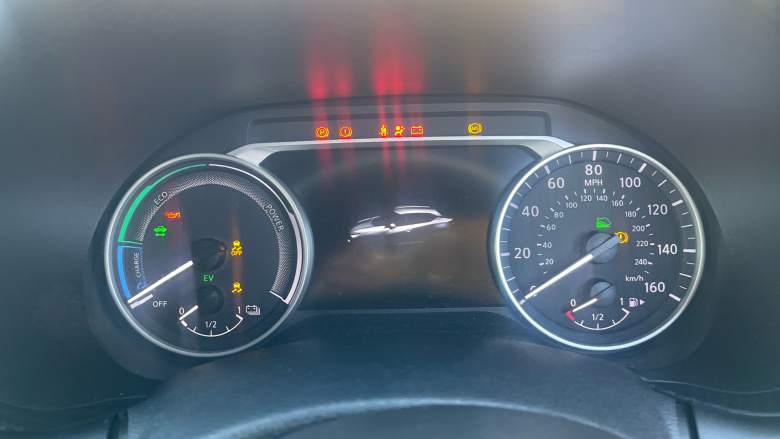 Nissan Juke 1.6 Hybrid N-Connecta 5dr Auto Hybrid Hatchback